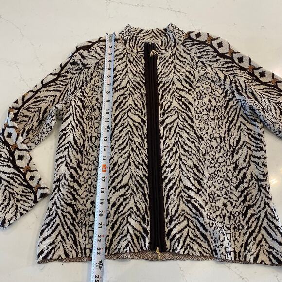 St. John Sport Vintage Wool Animal Print Sweater Jacket Full Zip Rare Pattern - Picture 7 of 10